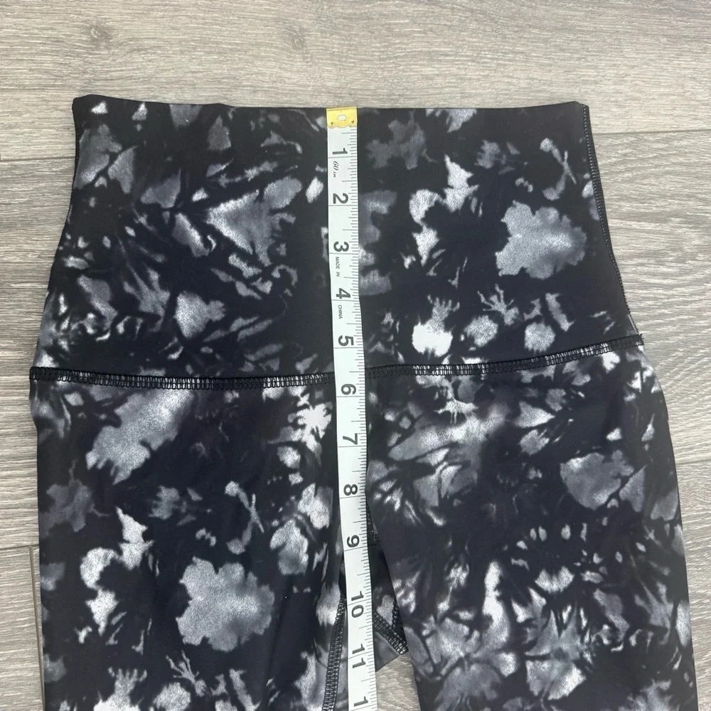 Lululemon Wunder Under Crop Hi-Rise Dusk Tie Dye Leggings Size 4